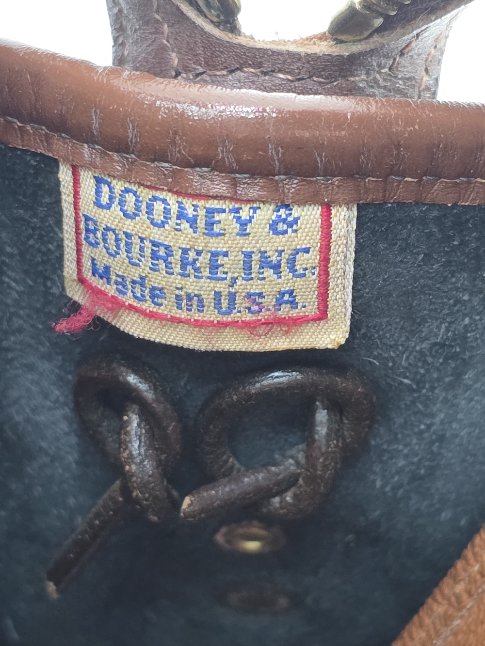 Vintage Dooney & Bourke All Weather Leather Satchel Black Pebbled Leather - Picture 6 of 12